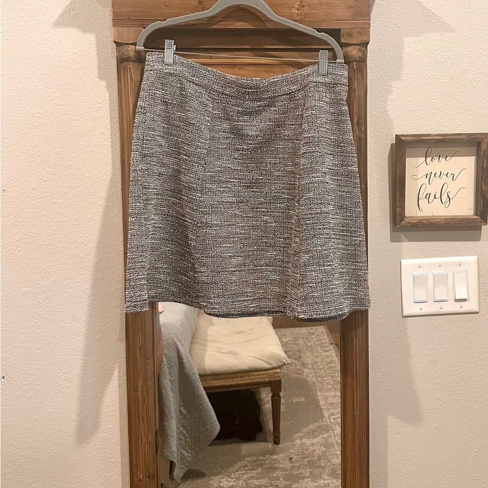 LOFT skirt Large